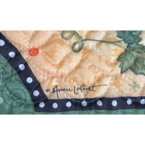 Evergreen‎ Pumpkins Floral Quilted Garden Flag 12.5 X 18 inches - Picture 3 of 3